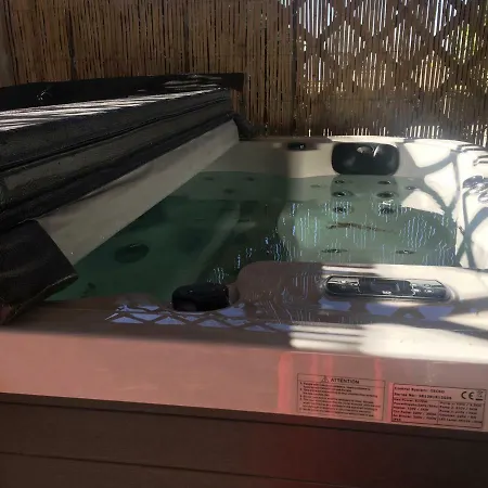 L' Alienor Avec Jacuzzi Vue 1ere Ligne